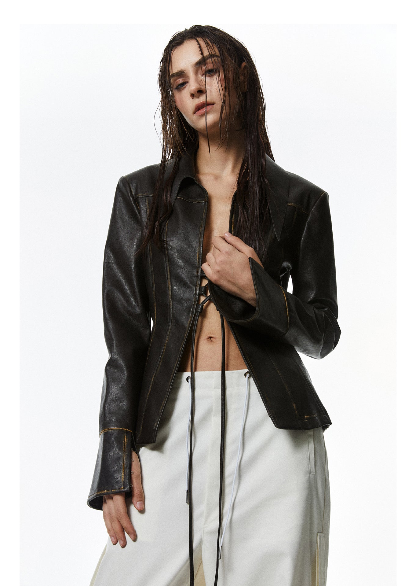 LEATHER OUTWEAR