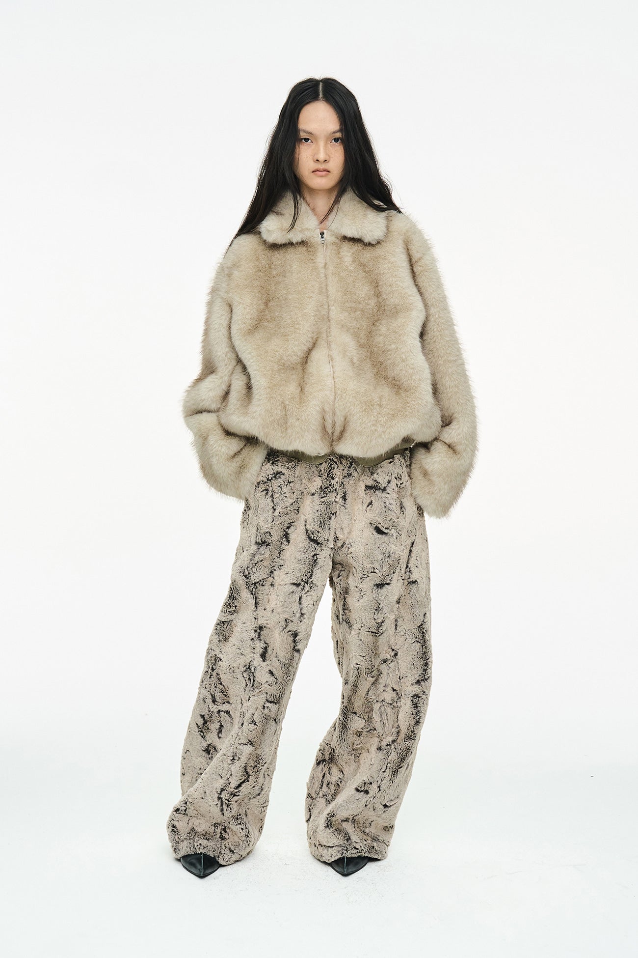 SHEARED FUR WIDE PANTS / BEIGE