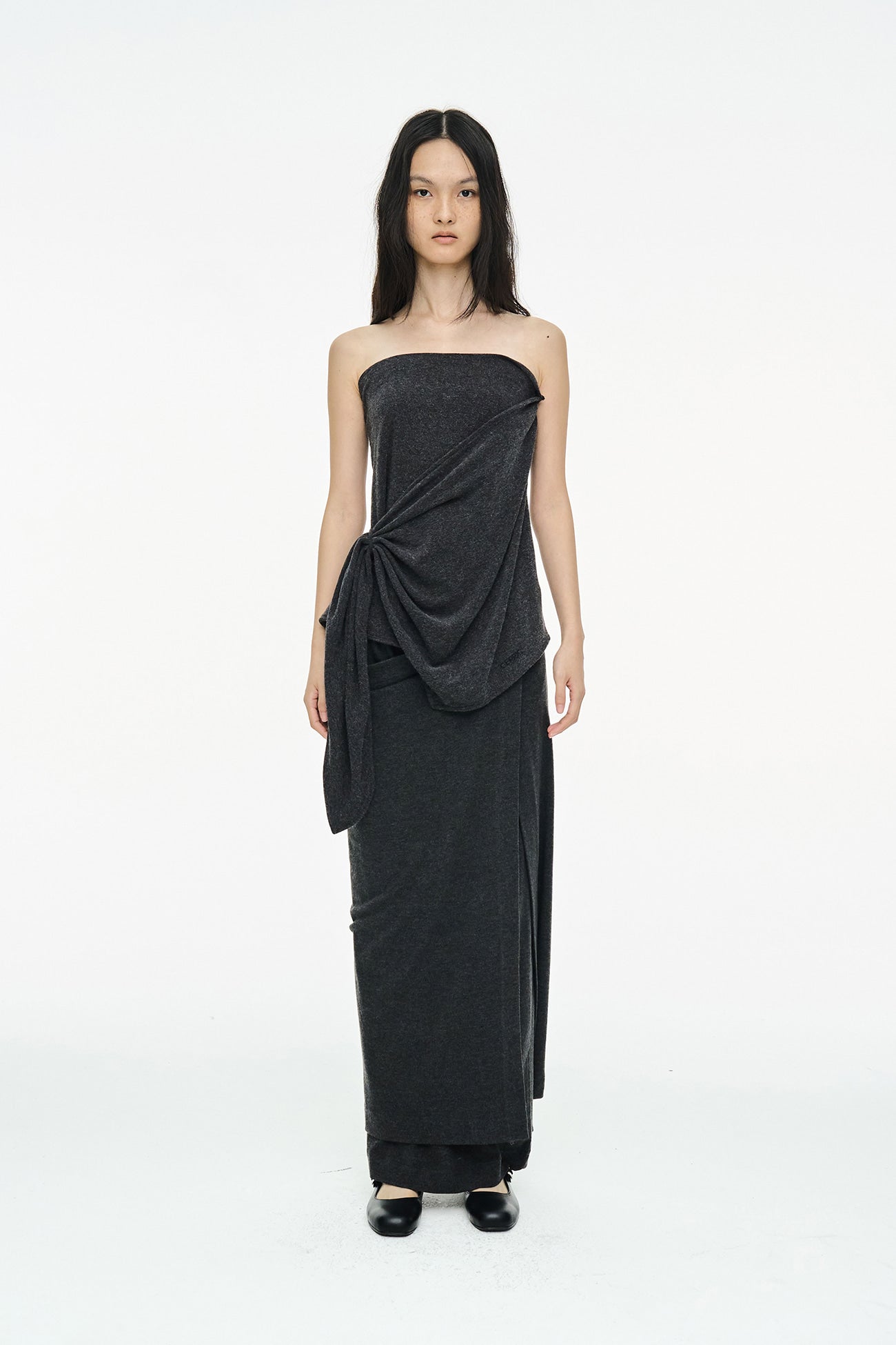 DRAPE LONG SKIRT / CHARCOAL