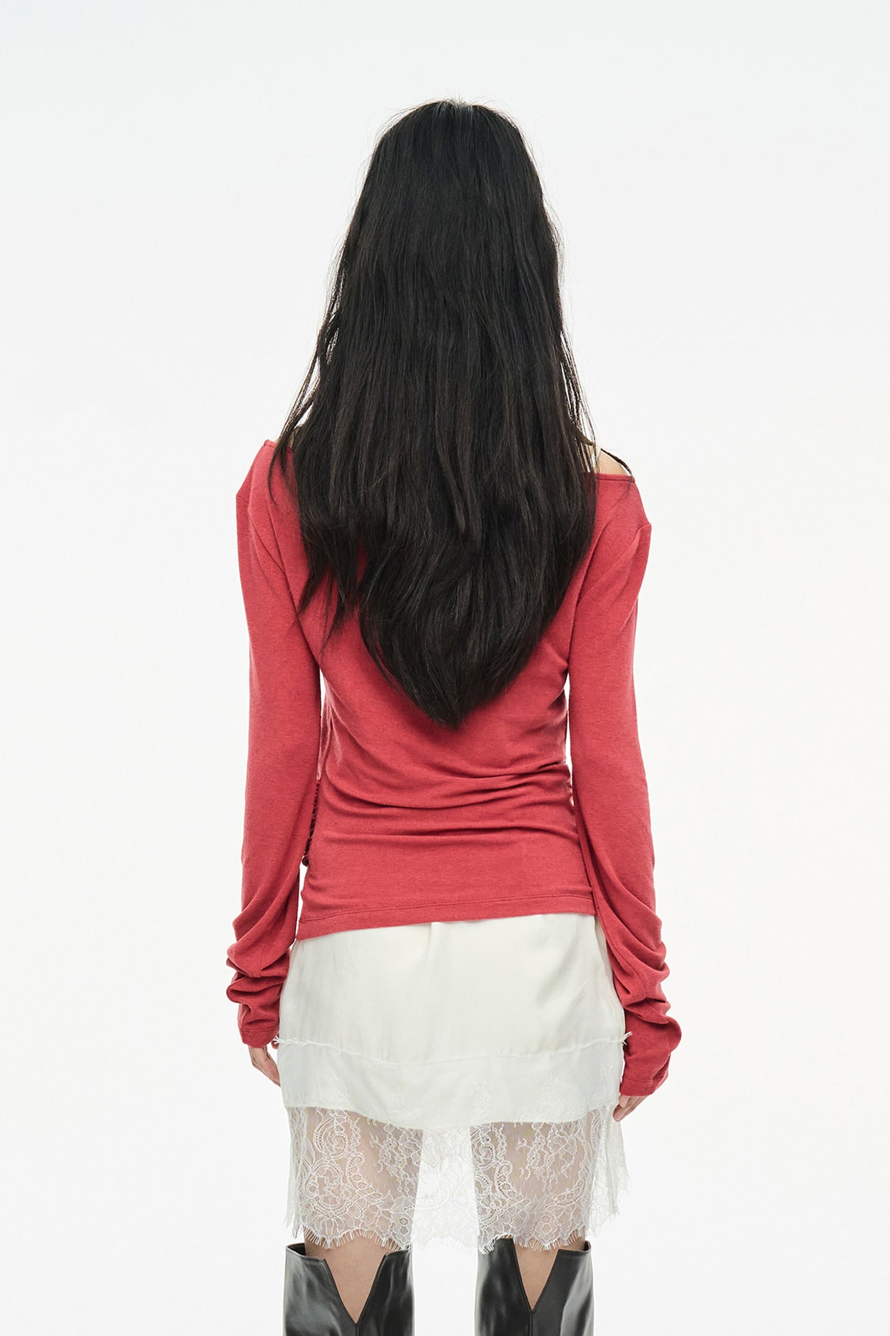 LAYERED HALTER TOP / RED