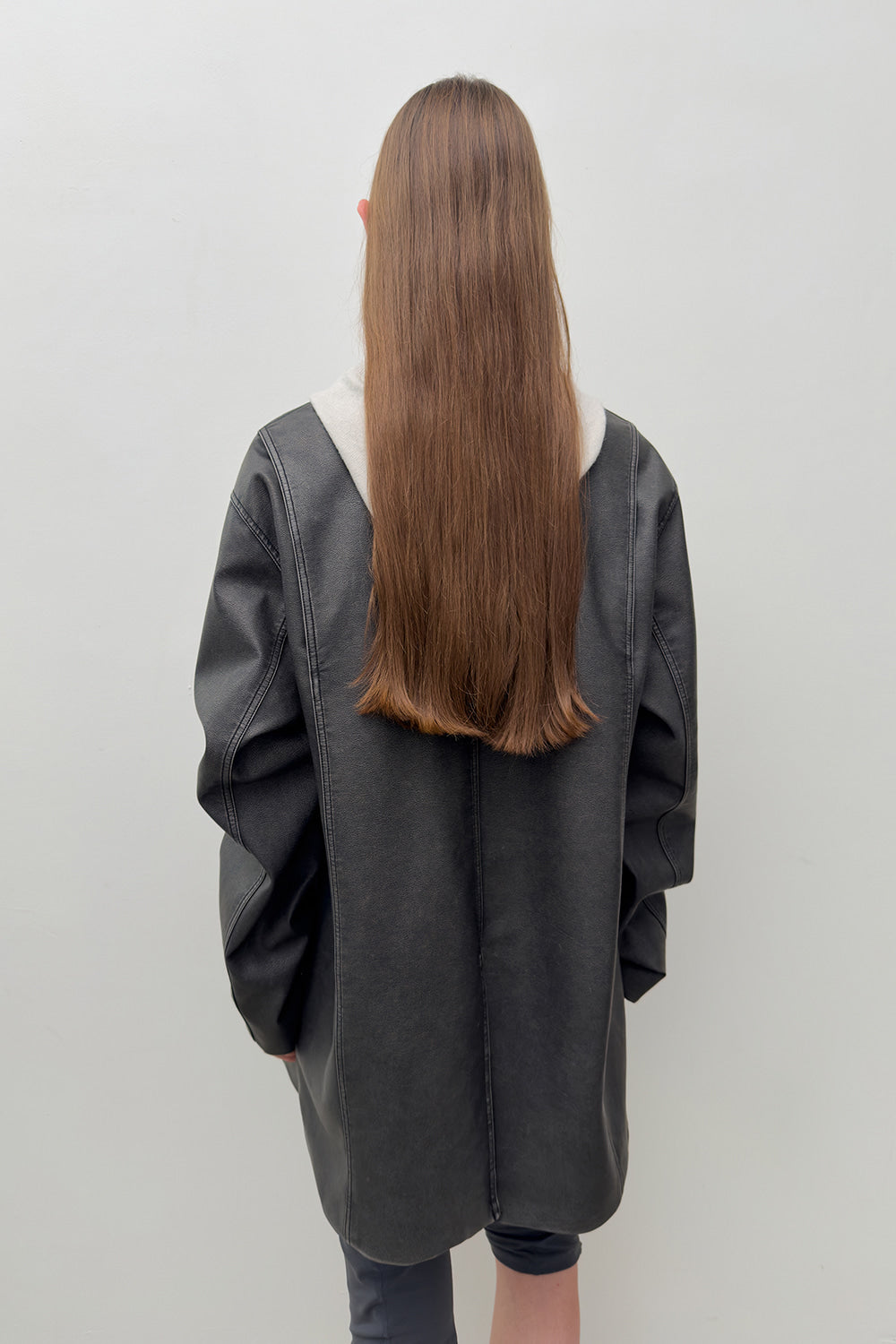 BUTTONED LEATHER JACKET