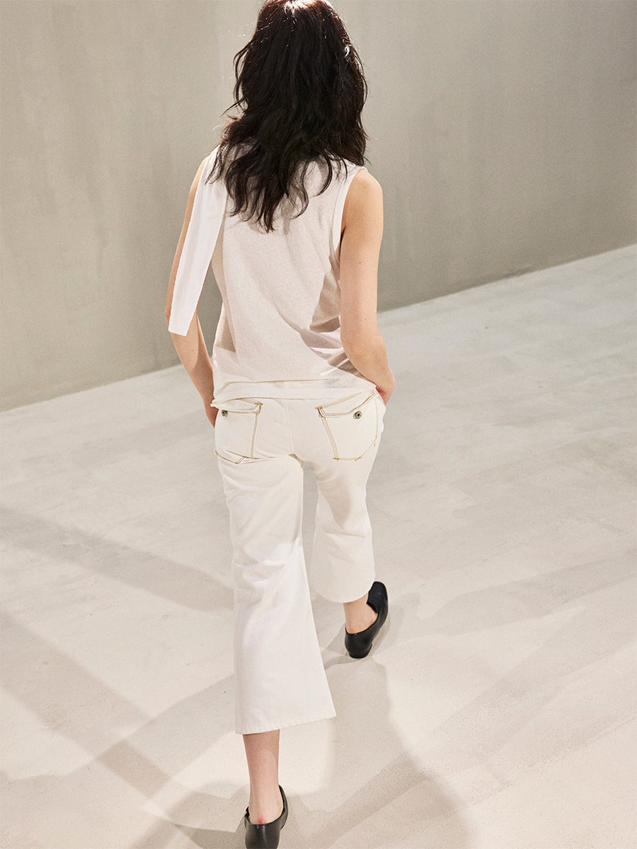 V-NECK LOW WAIST LONG LEG CROPPED JEANS