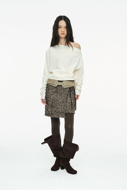 INCISION TAPERED TOP / IVORY