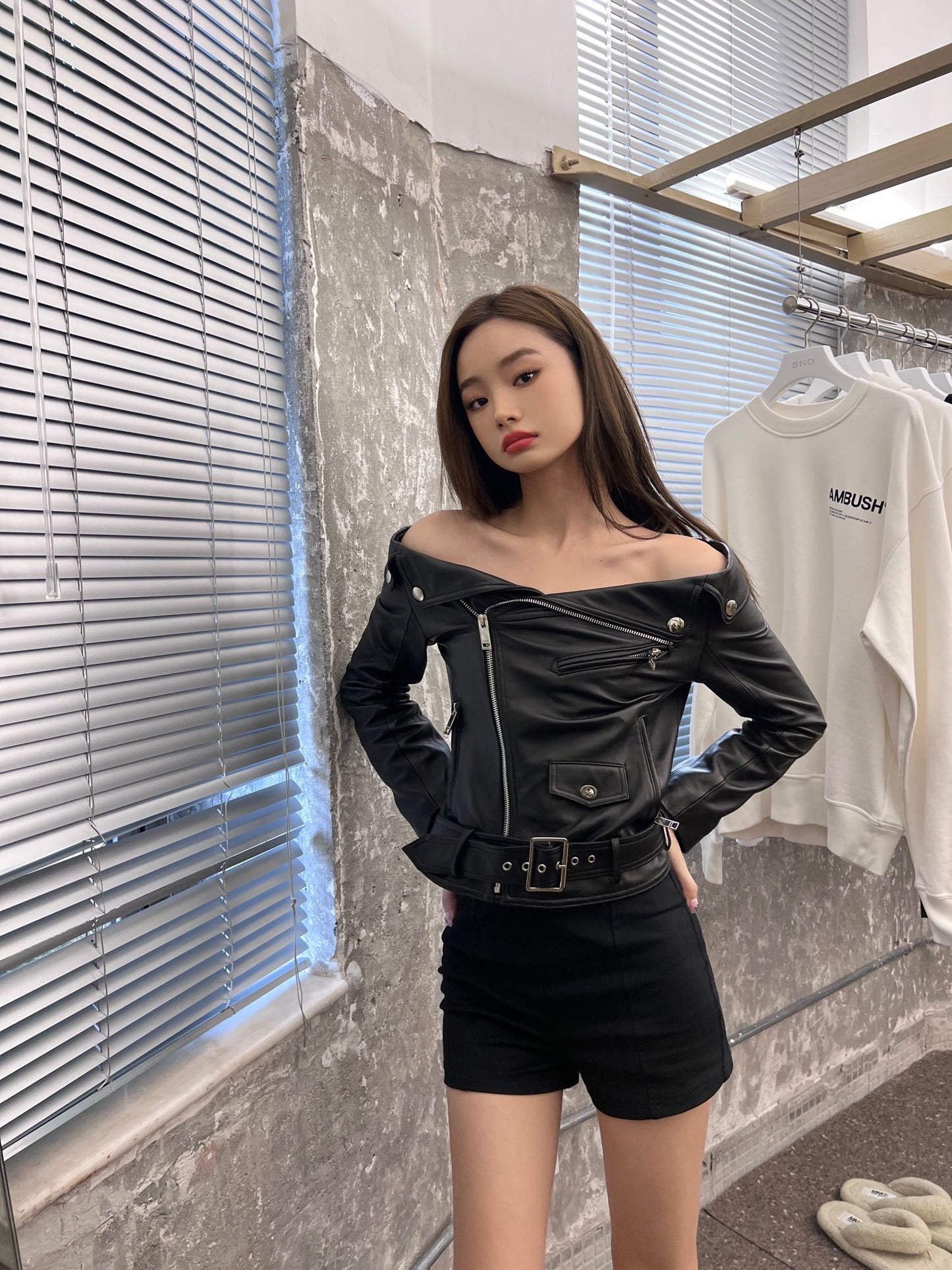 Black Lamb Leather Zipper Belt Off-shoulder Leather Jacket