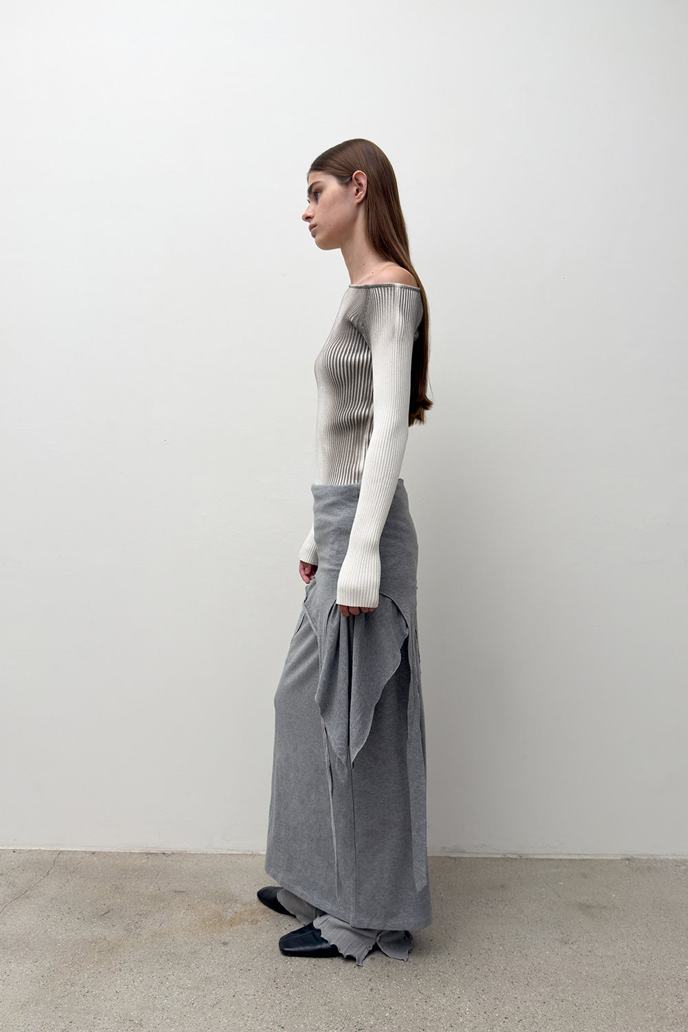 ONE OFF SHOULDER SPRAY KNIT GREY