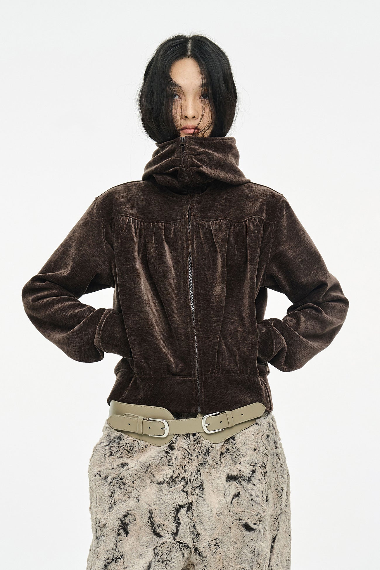 SHIRRING ZIP UP / BROWN