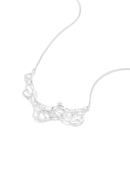 Hollow-out Wave-shaped Necklace