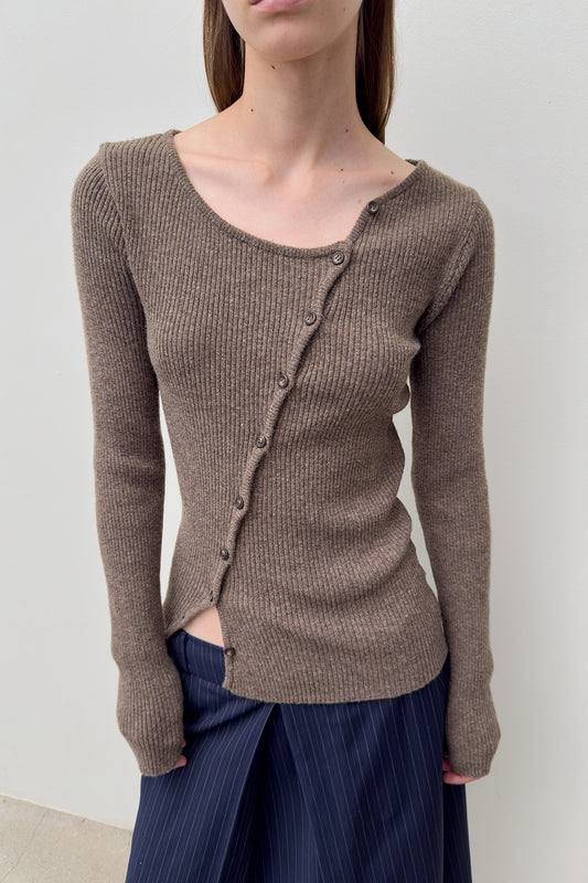 DIAGONAL BUTTON KNIT