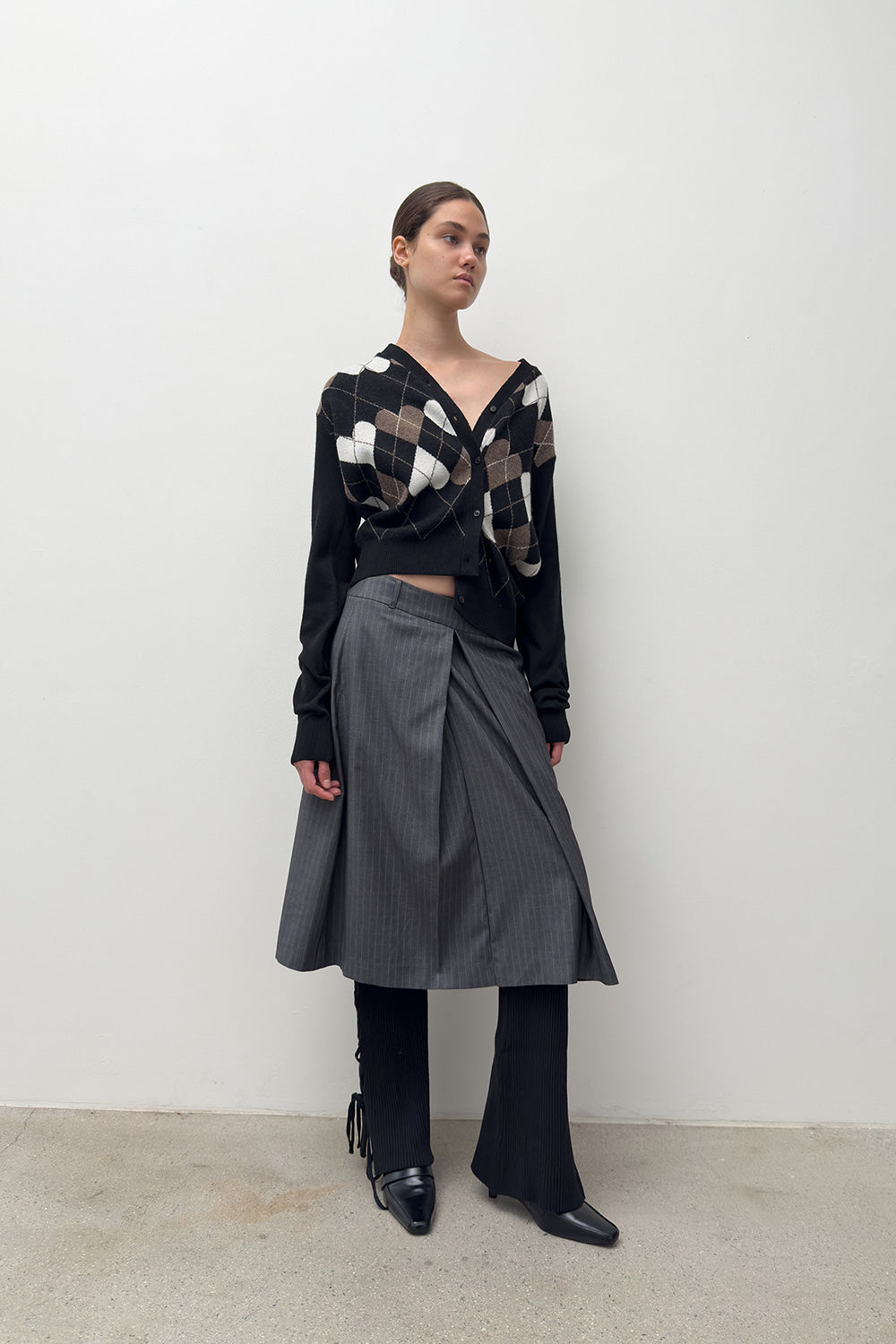 LOW RISE MIDI SKIRT GREY