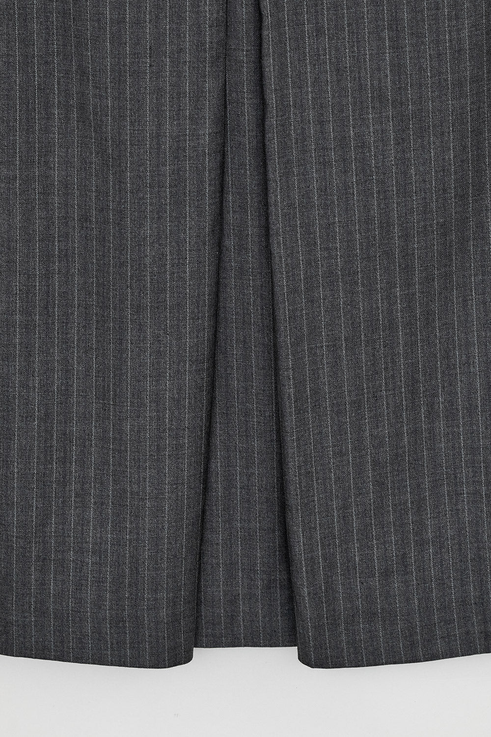 LOW RISE MIDI SKIRT GREY