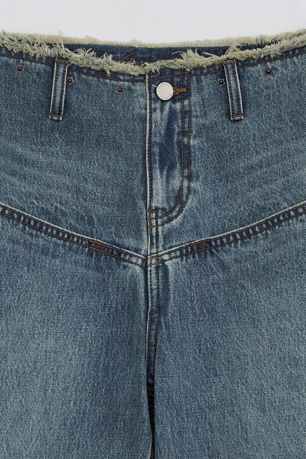 CUTTING WIDE BOOTSCUT DENIM