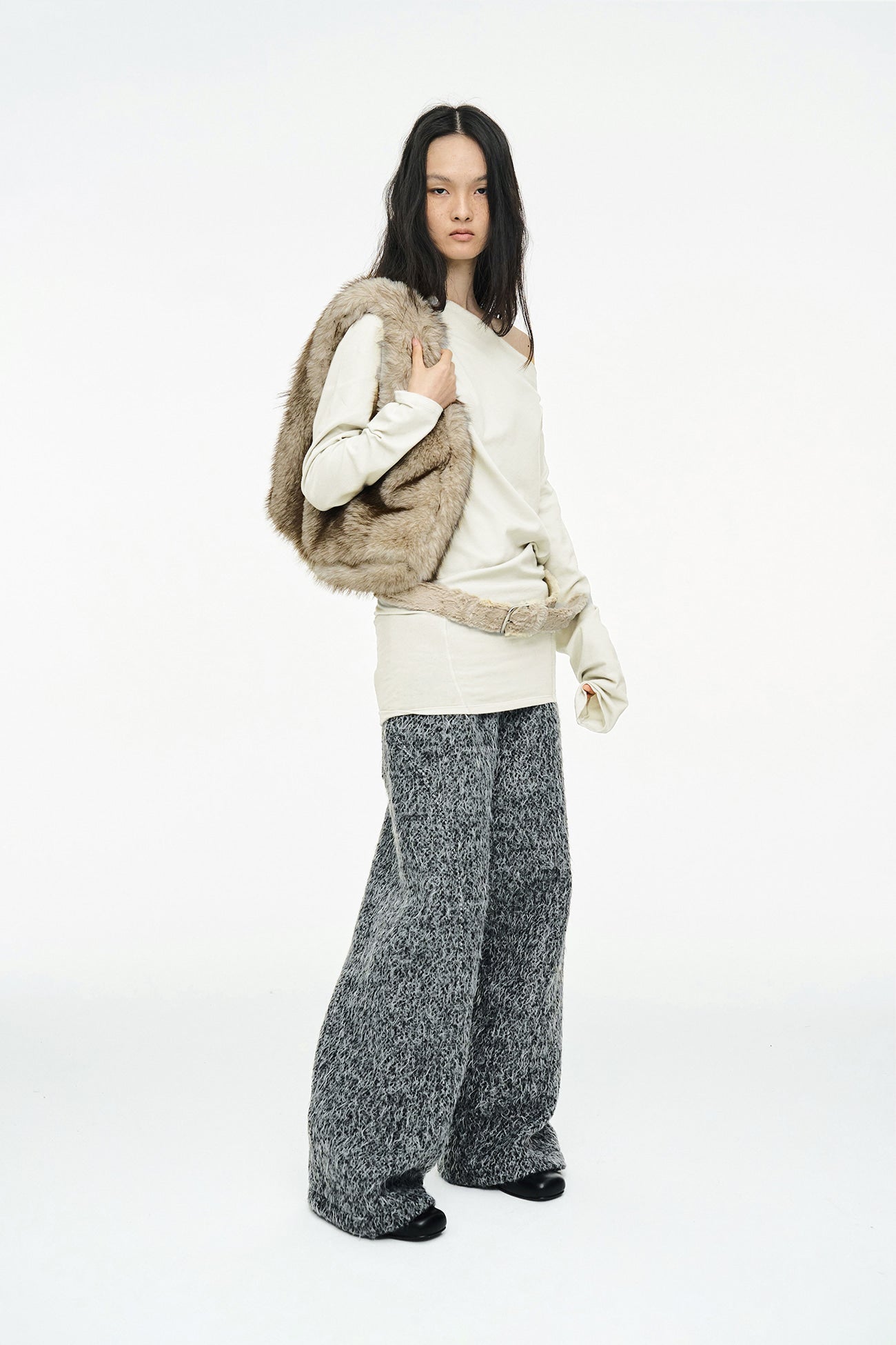 HAIRY WIDE PANTS / CHARCOAL