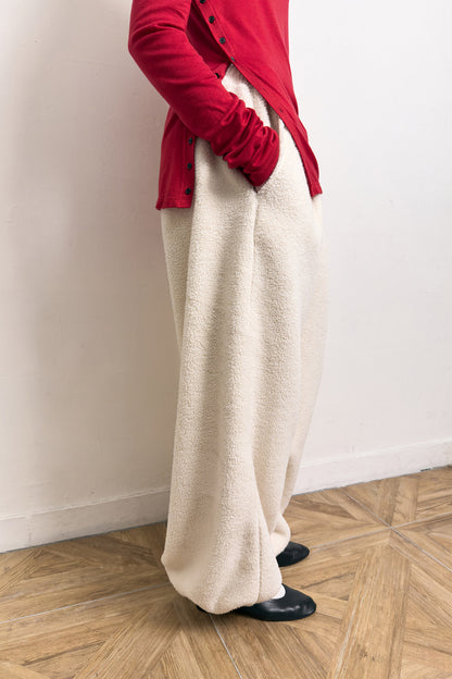 DIAGONAL BUTTON SLIT TOP-RED