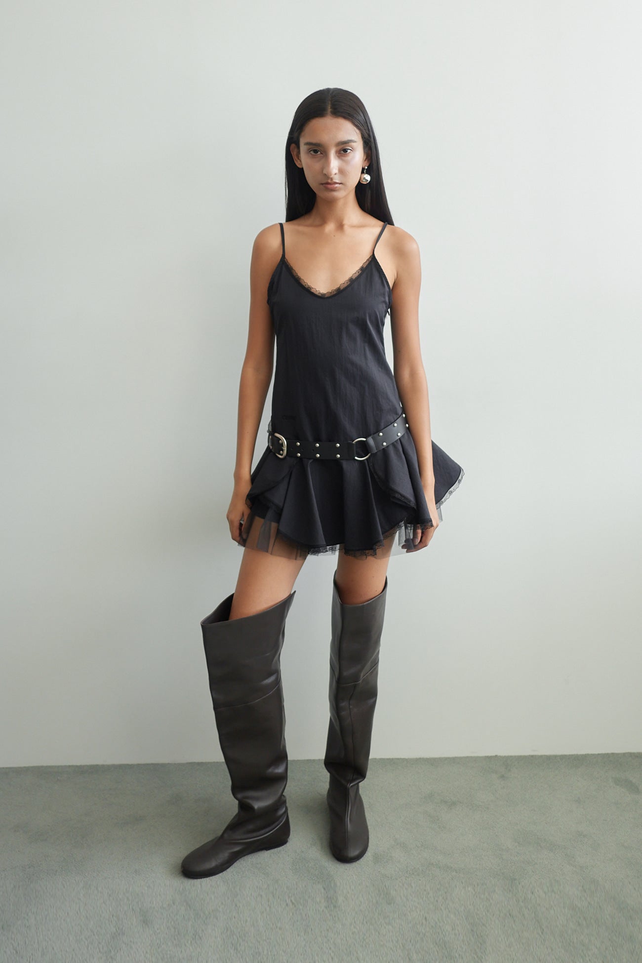 Lace Frill Dress / Black