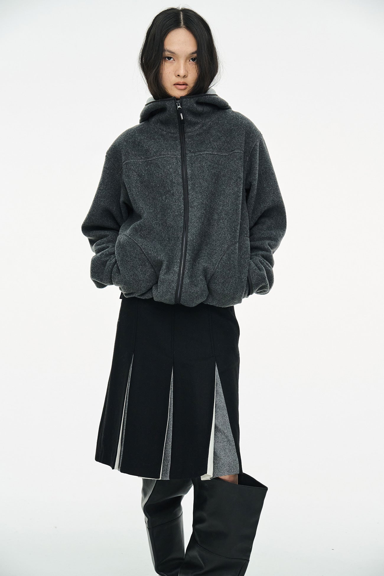 FLEECE HOODED ZIP UP / CHARCOAL