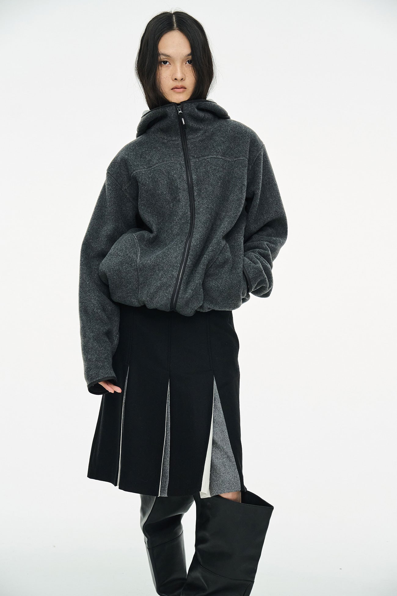 FLEECE HOODED ZIP UP / CHARCOAL