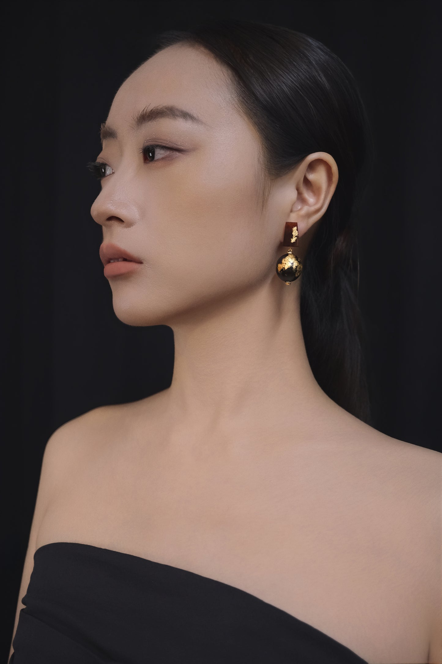 Li Realm Lacquered Gold Snow Earring Amber Ebony Lacquer Gold Leaf Spherical