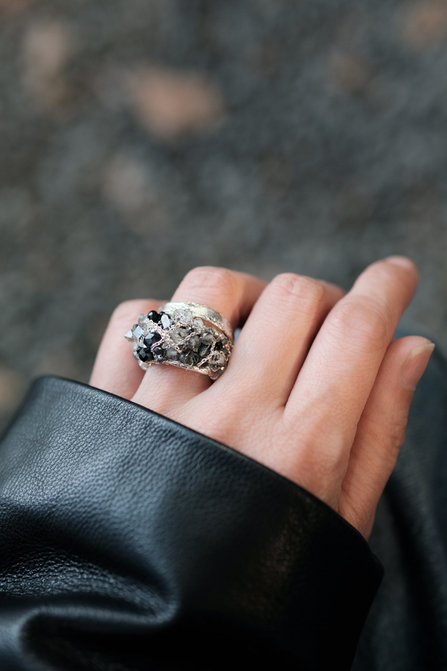 Crystal Dome Dazzling Light Trace Ring Silver