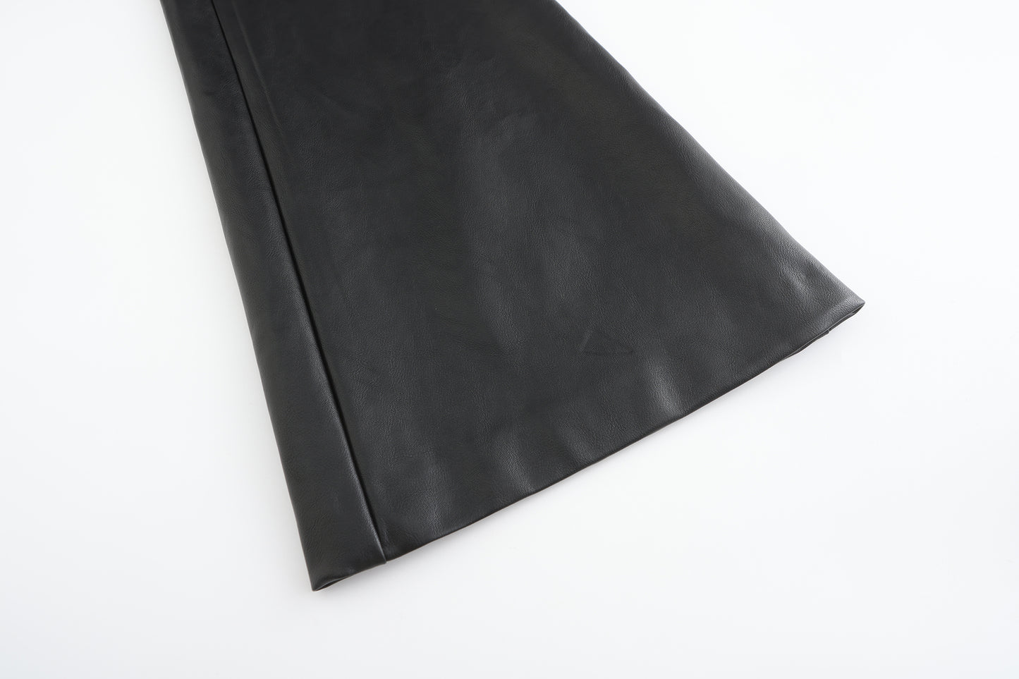 Wide-leg slim-fit leather pants