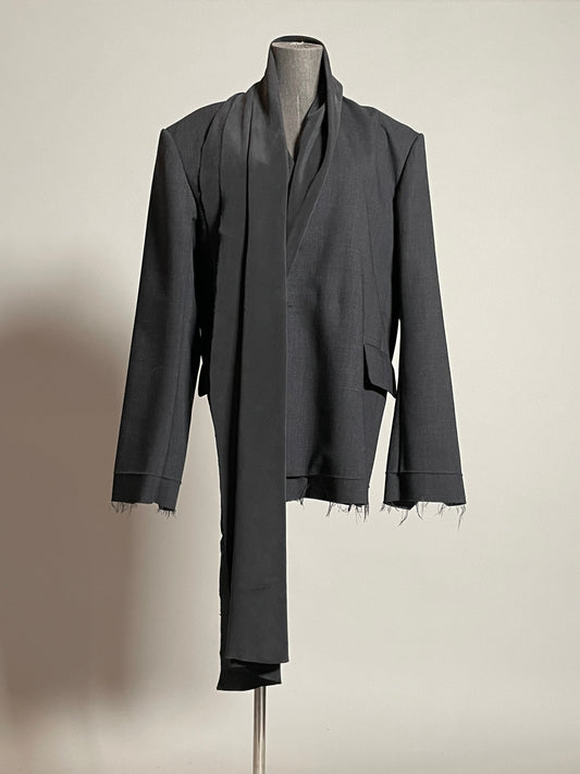 Scarf-shaped Fringe Deep Gray Suit