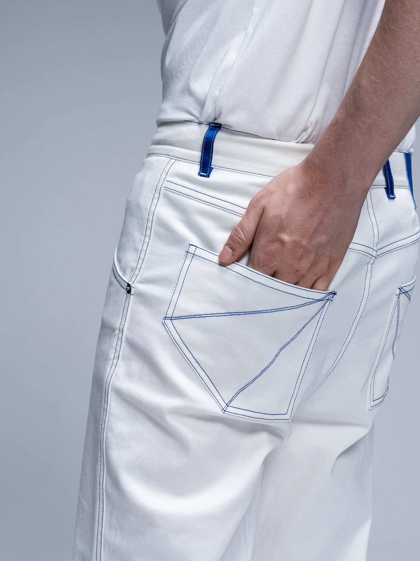 Color-Block Wide-Leg Split Jeans