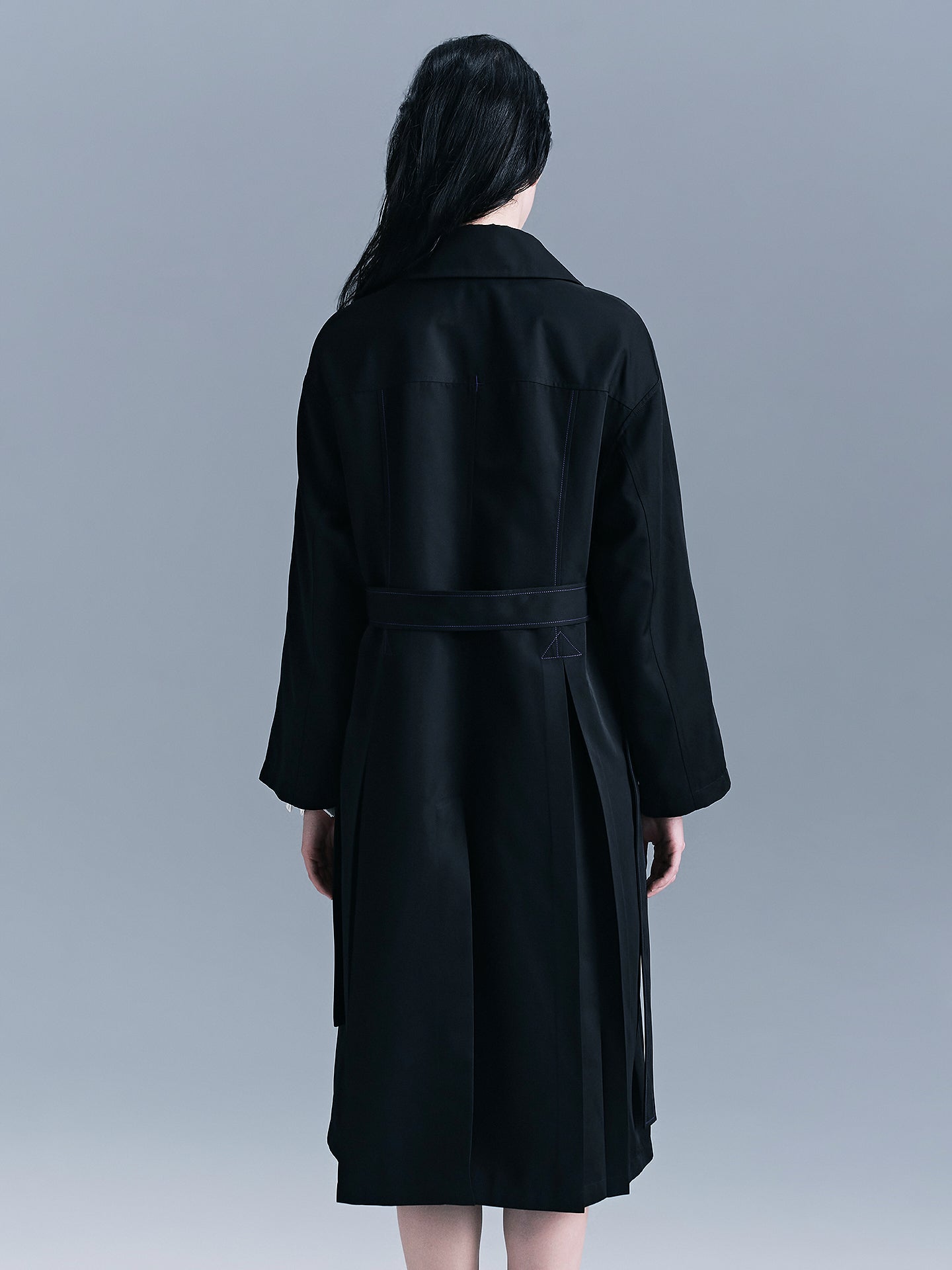 Hydrangea-patterned trench coat