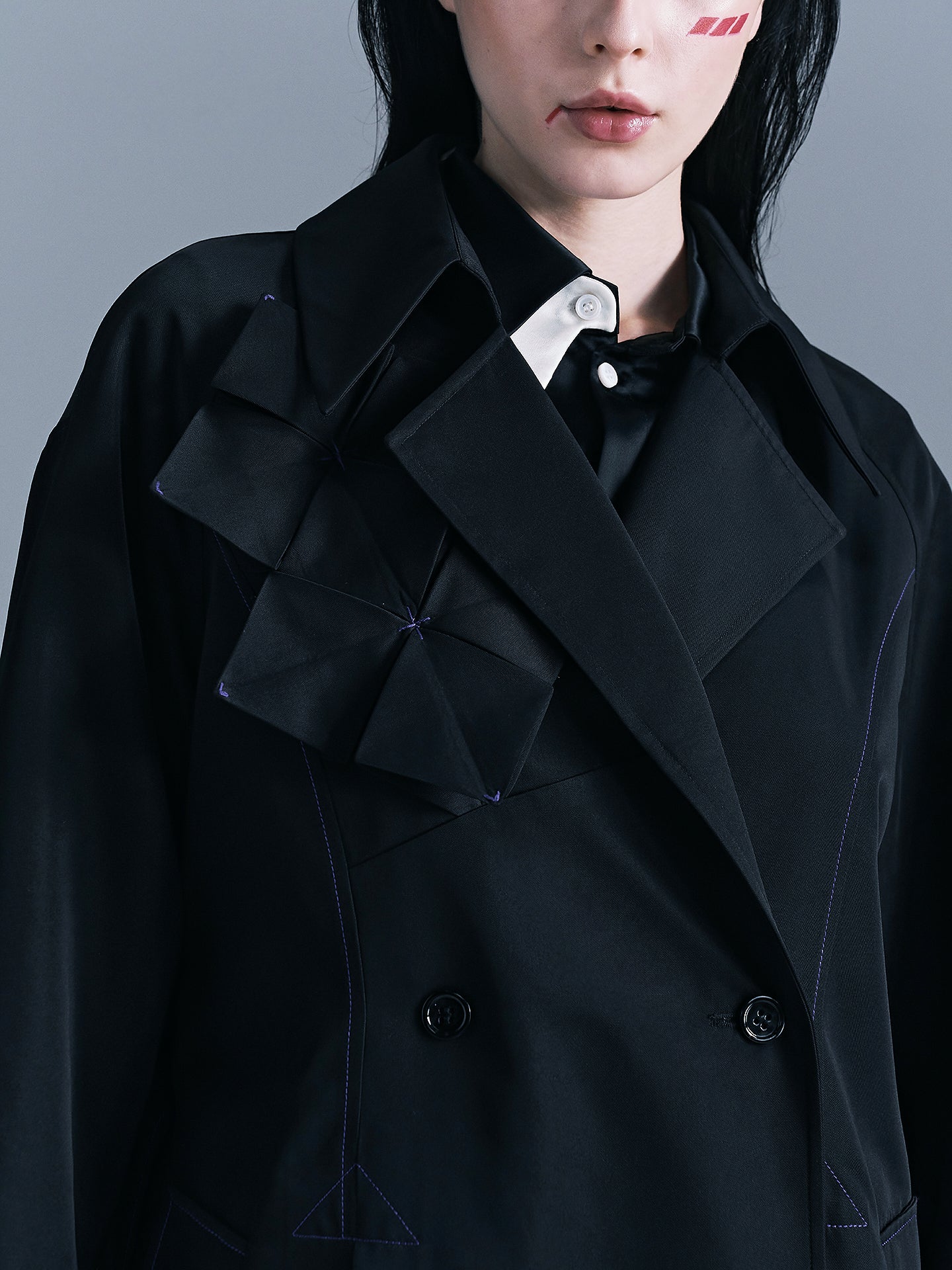 Hydrangea-patterned trench coat