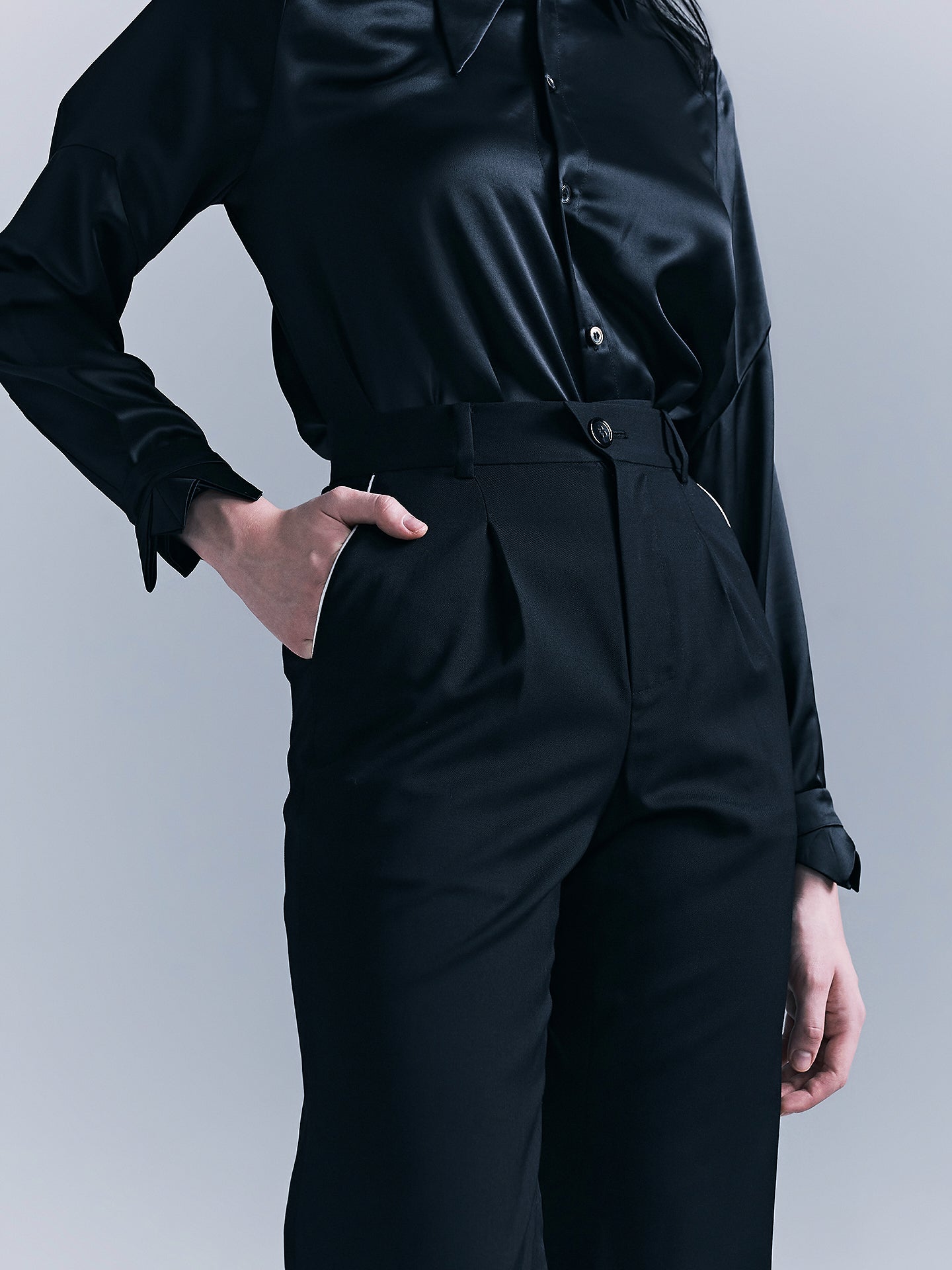 Pocketed White-Edged Women's Trousers