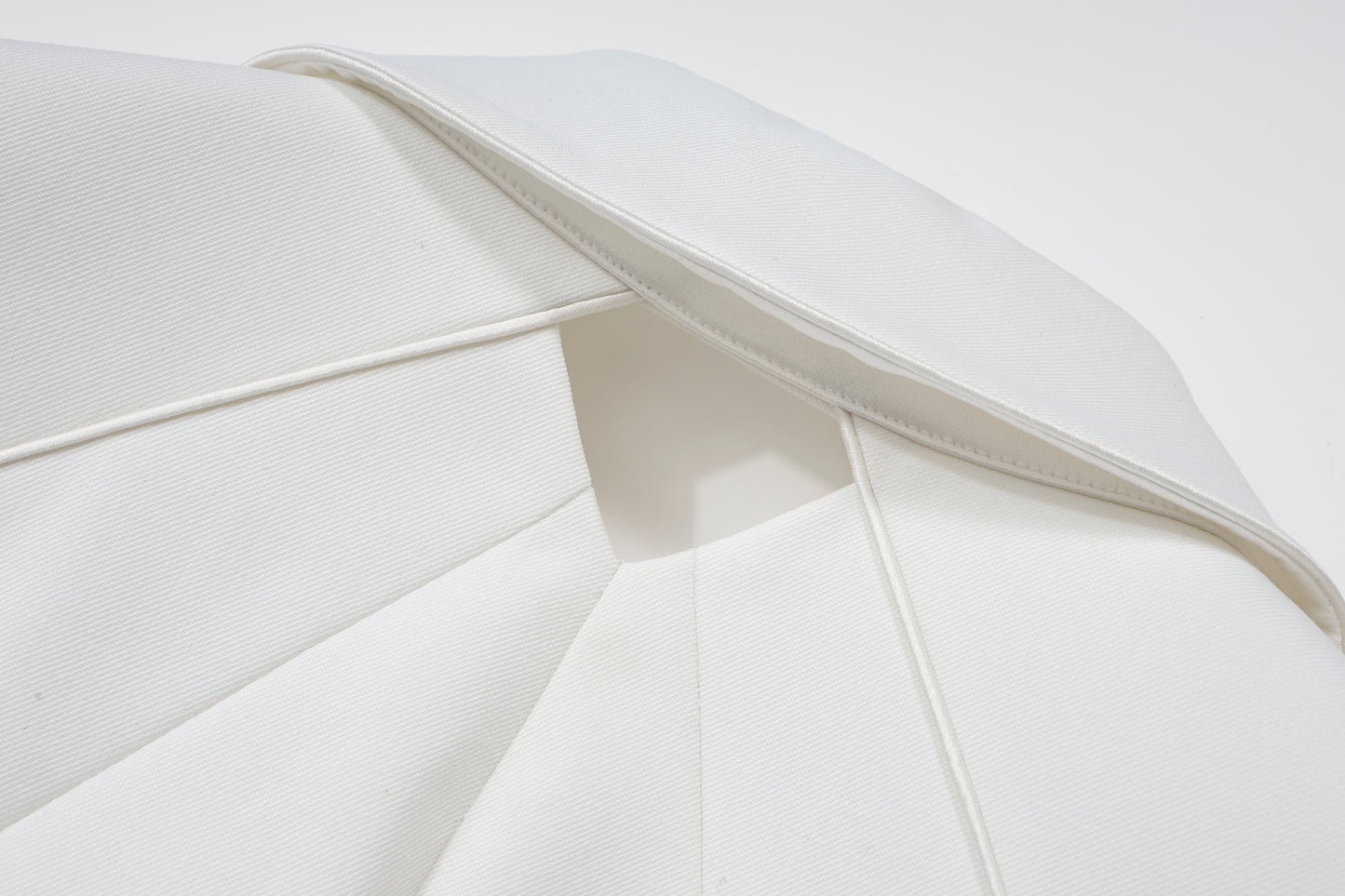 Origami Notched Lapel Men's suit (White)