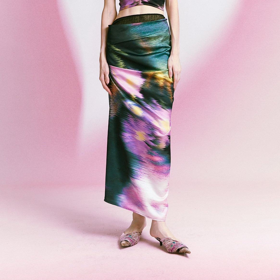 Black Base Purple Floral Knit Patchwork Pleated Midi Skirt