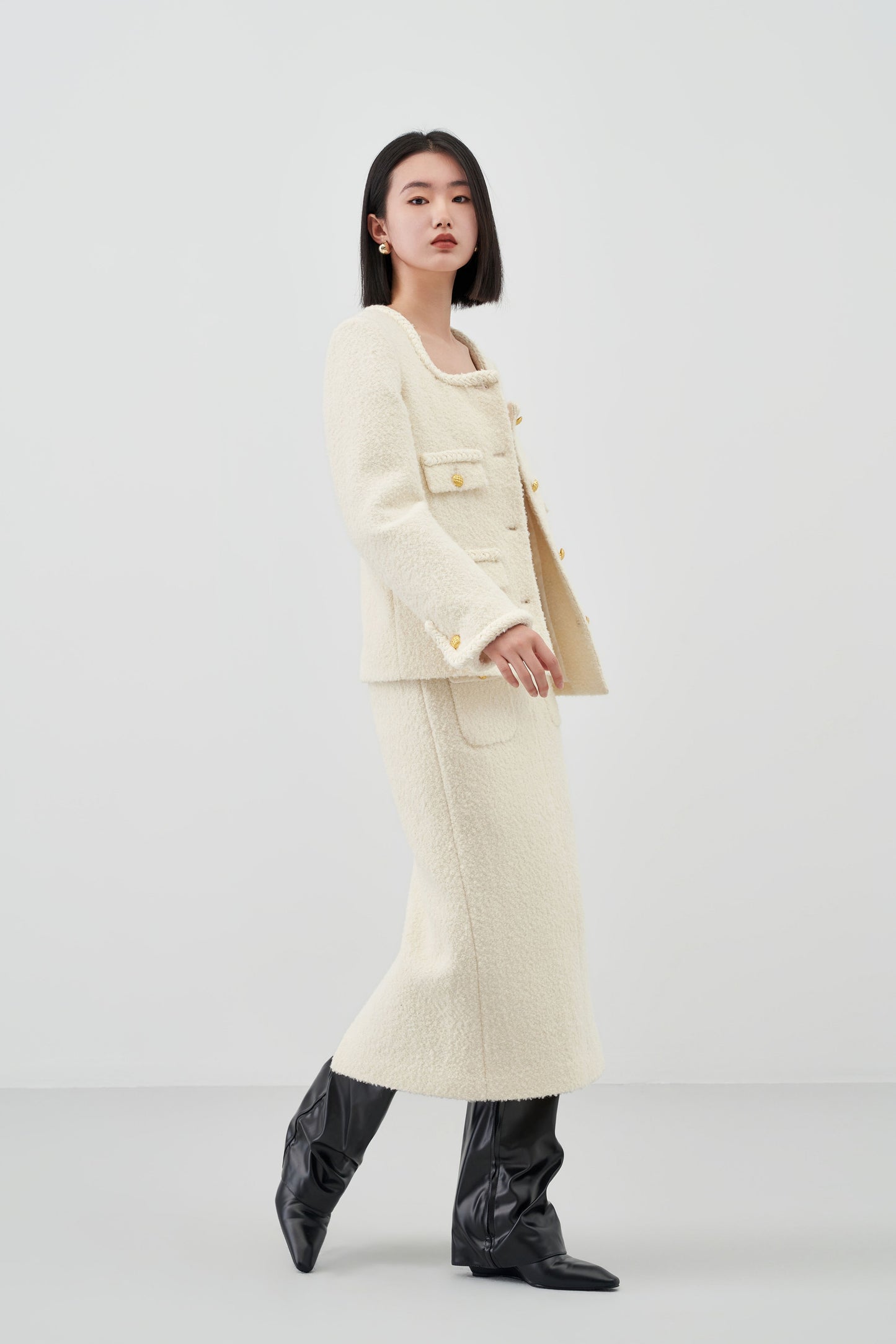 Curved Collar Woolen Coat