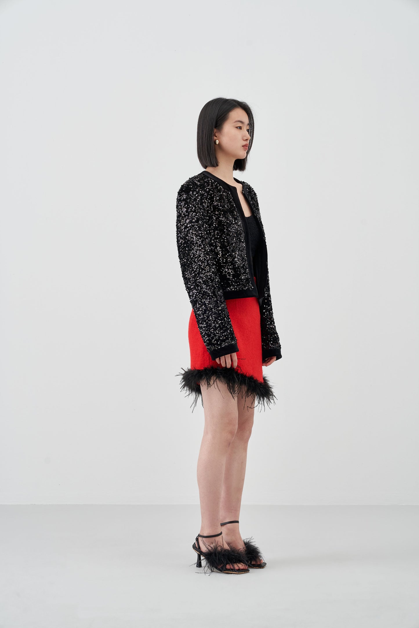 Curved Ostrich Hair Woolen Short Skirt