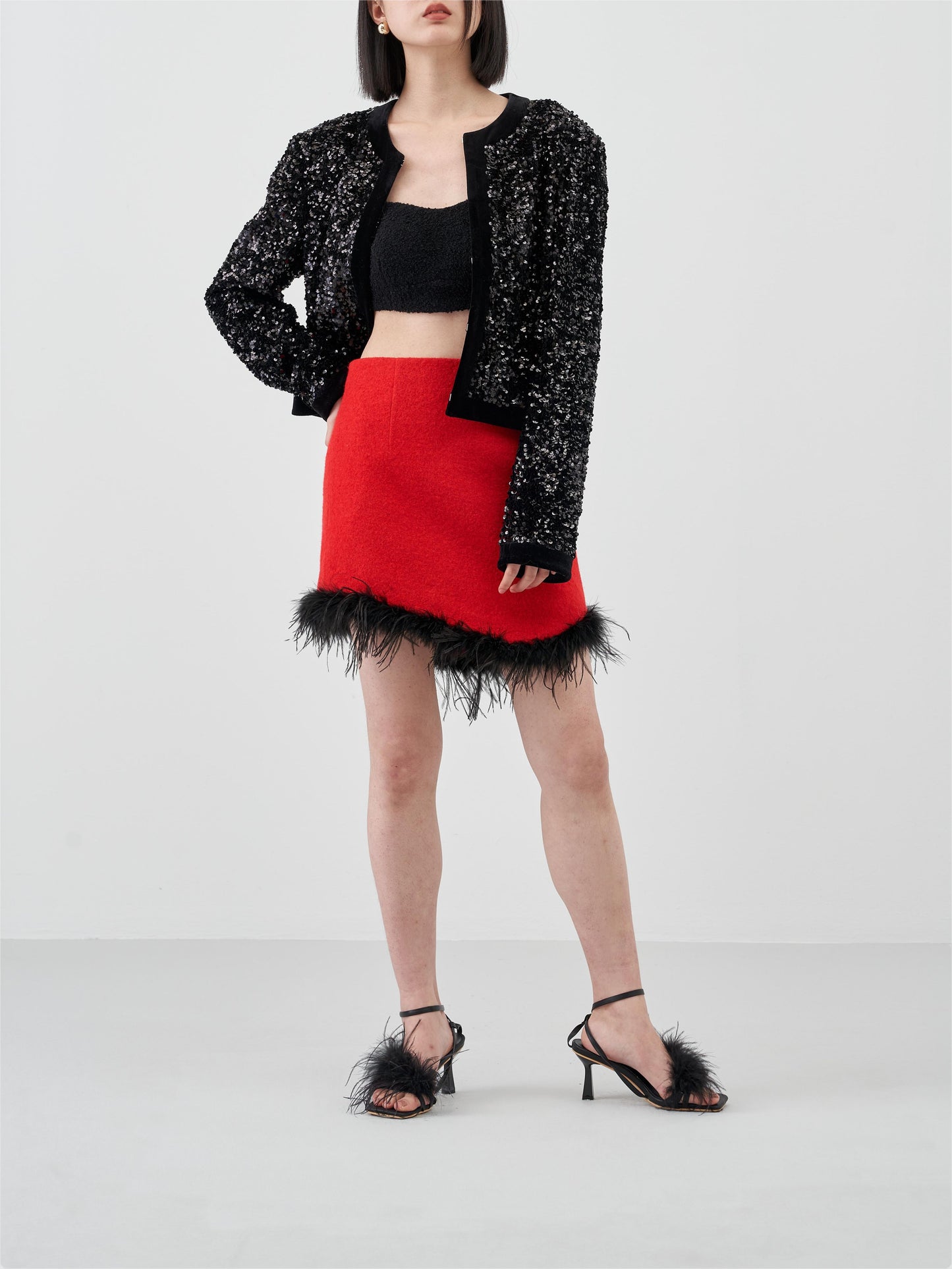 Curved Ostrich Hair Woolen Short Skirt