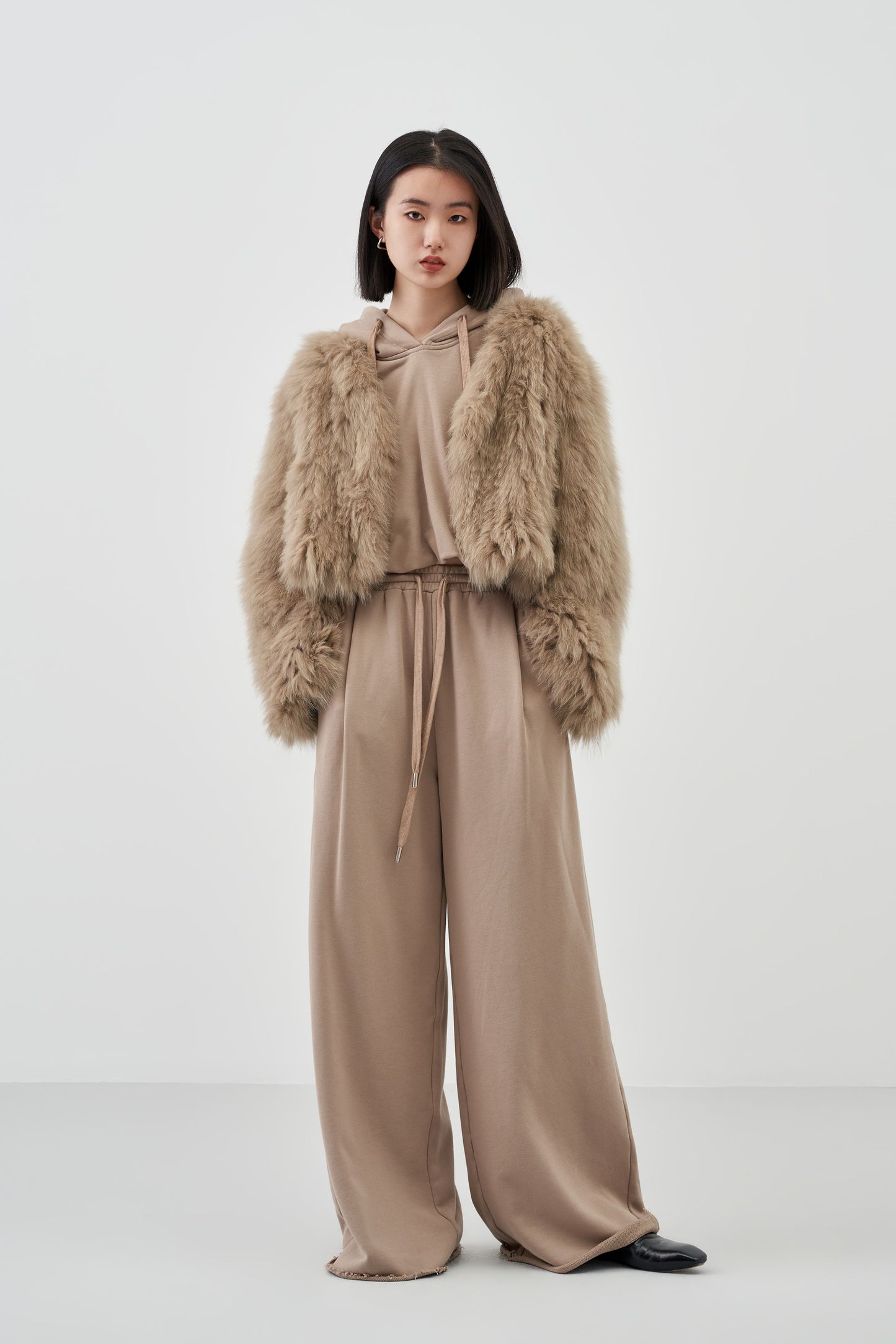 Loose V-Neck Fox Fur Short High-Waisted Coat