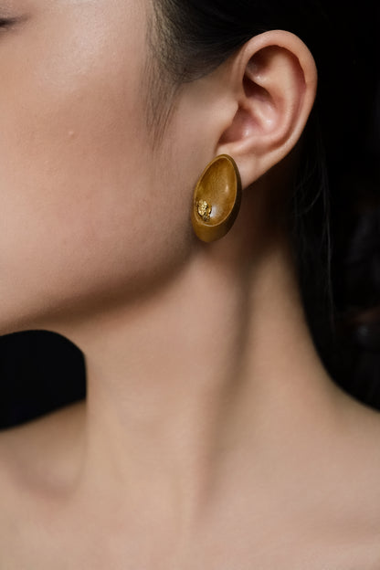 Touch Trace Finger Mark Golden Nanmu Wood Handmade Ear Stud