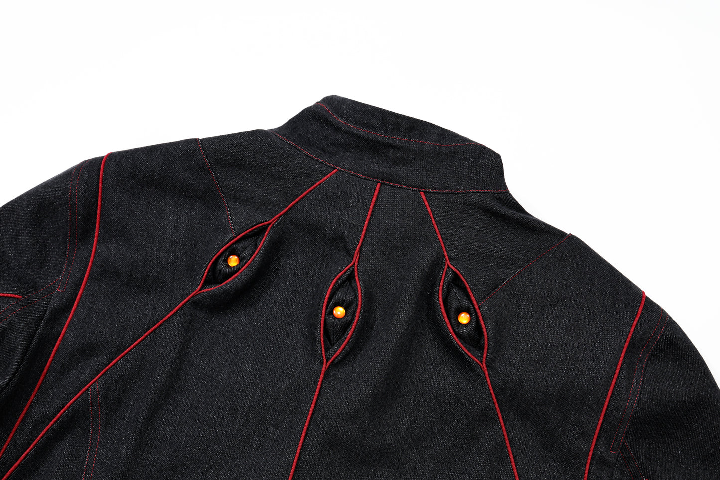 Back three-eyed denim jacket