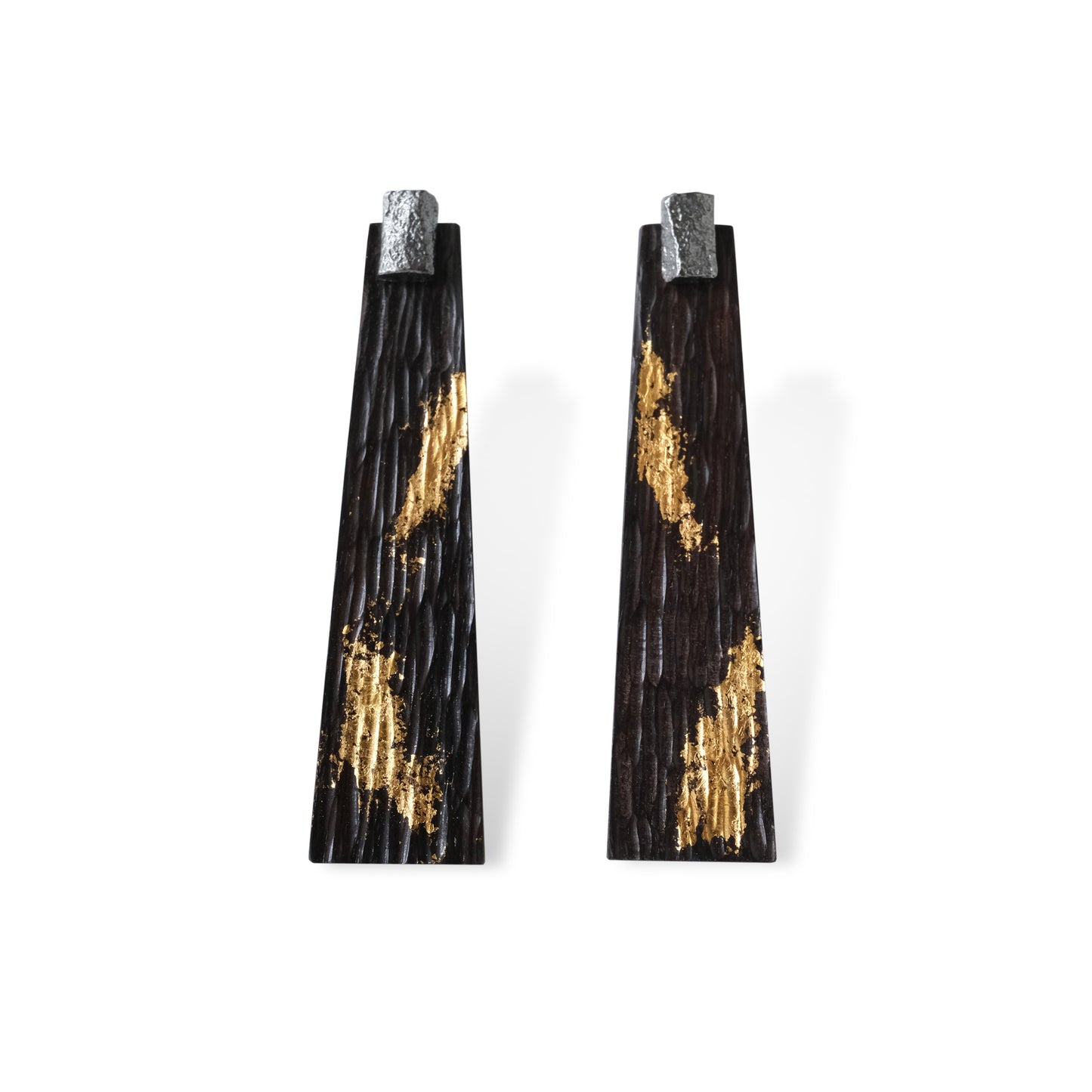 Li Realm Lacquered Gold Snow Ebony Large Earring Antiqued Black