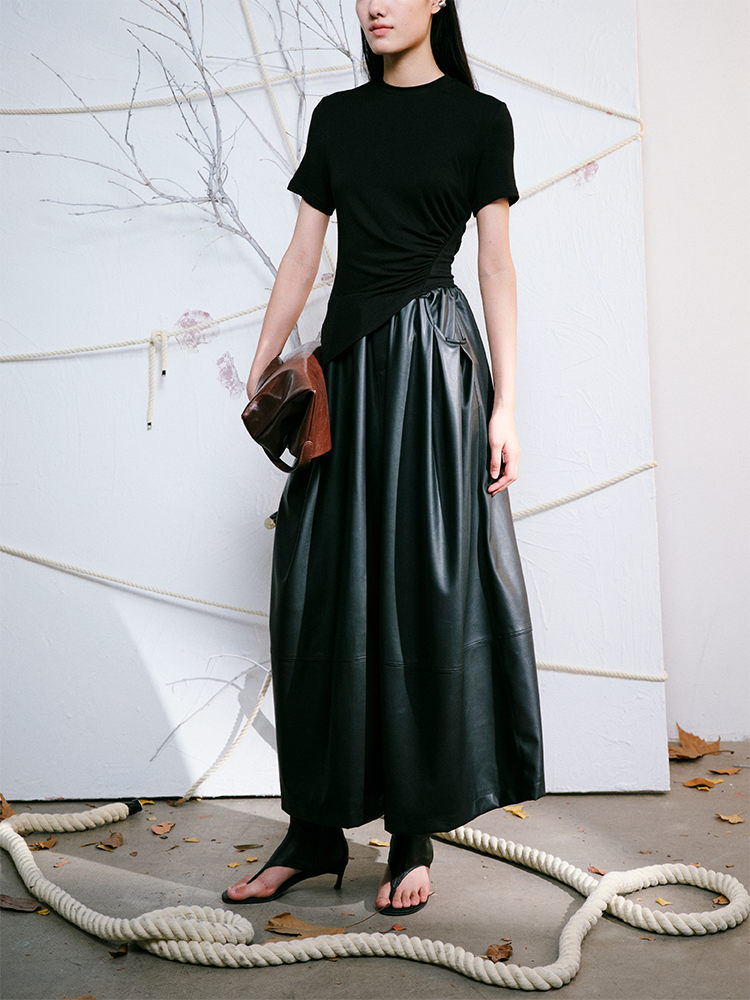 Minimalist Pleated Faux Leather Maxi Skirt