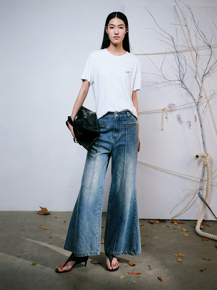 Washed Wide-Leg Denim Jeans