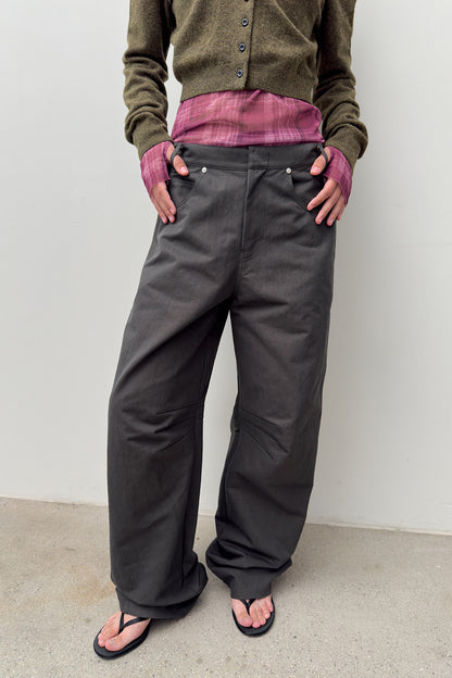 CURVED STURDY TROUSERS GREY