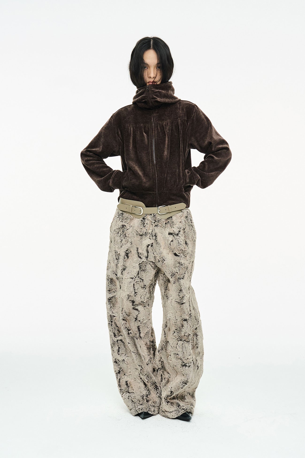 SHIRRING ZIP UP / BROWN