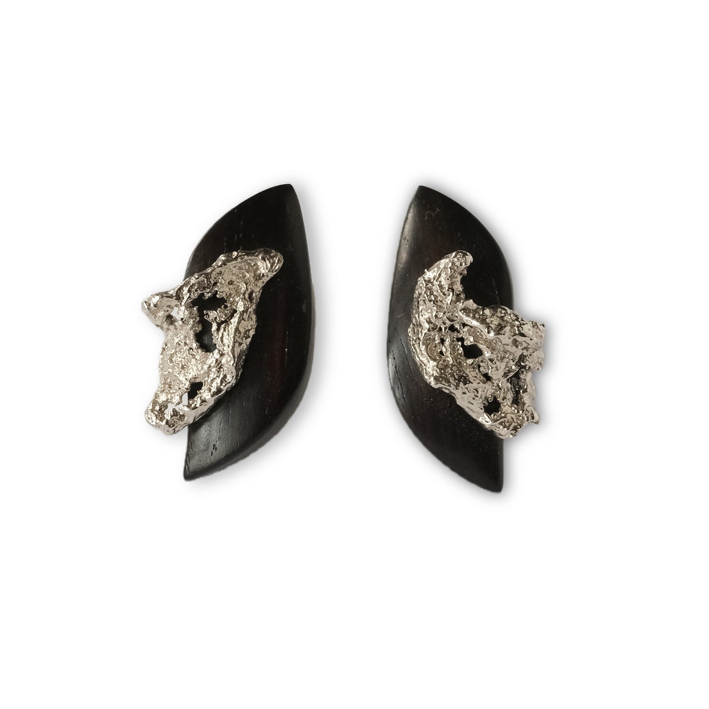 Spirit Wing Floating Shadow Small Ear Stud Ebony Silver