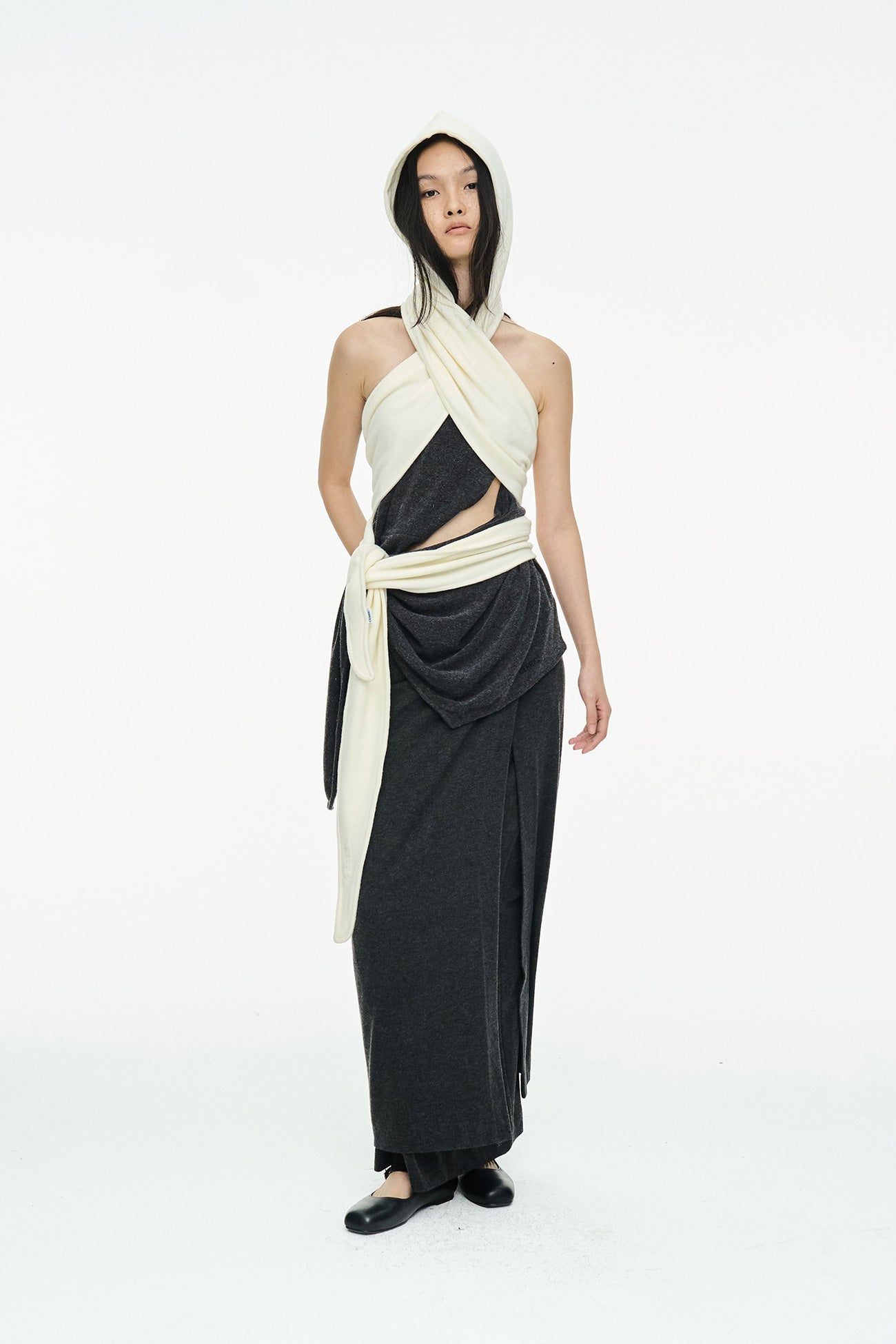 DRAPE LONG SKIRT / CHARCOAL
