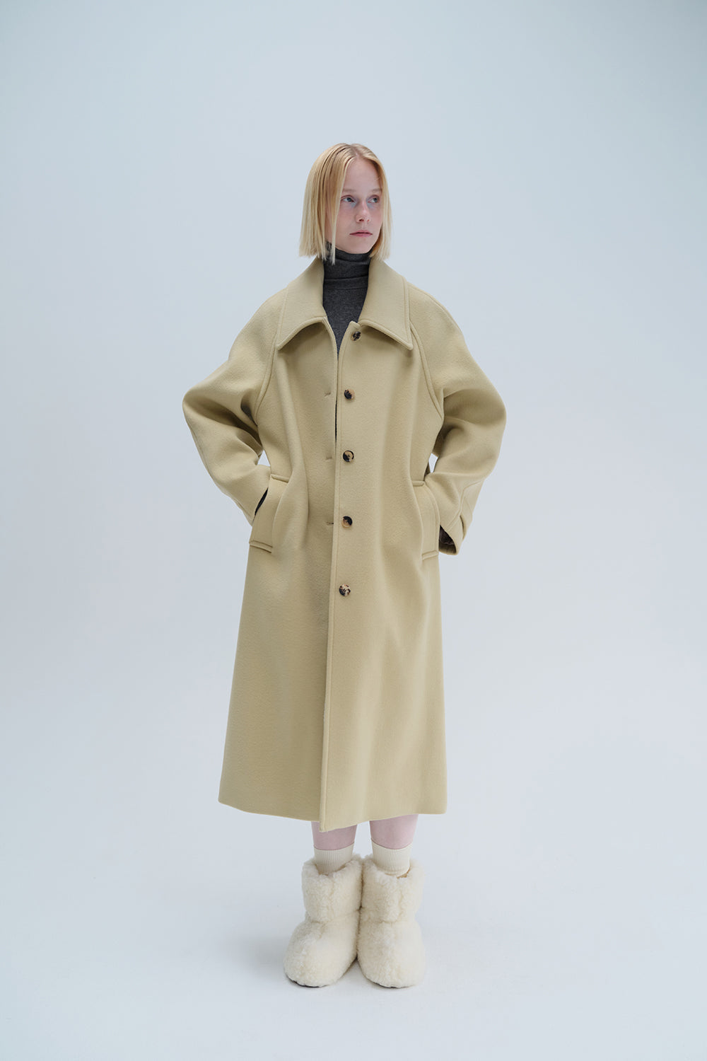 RELAXED BALMACAAN COAT CREAM