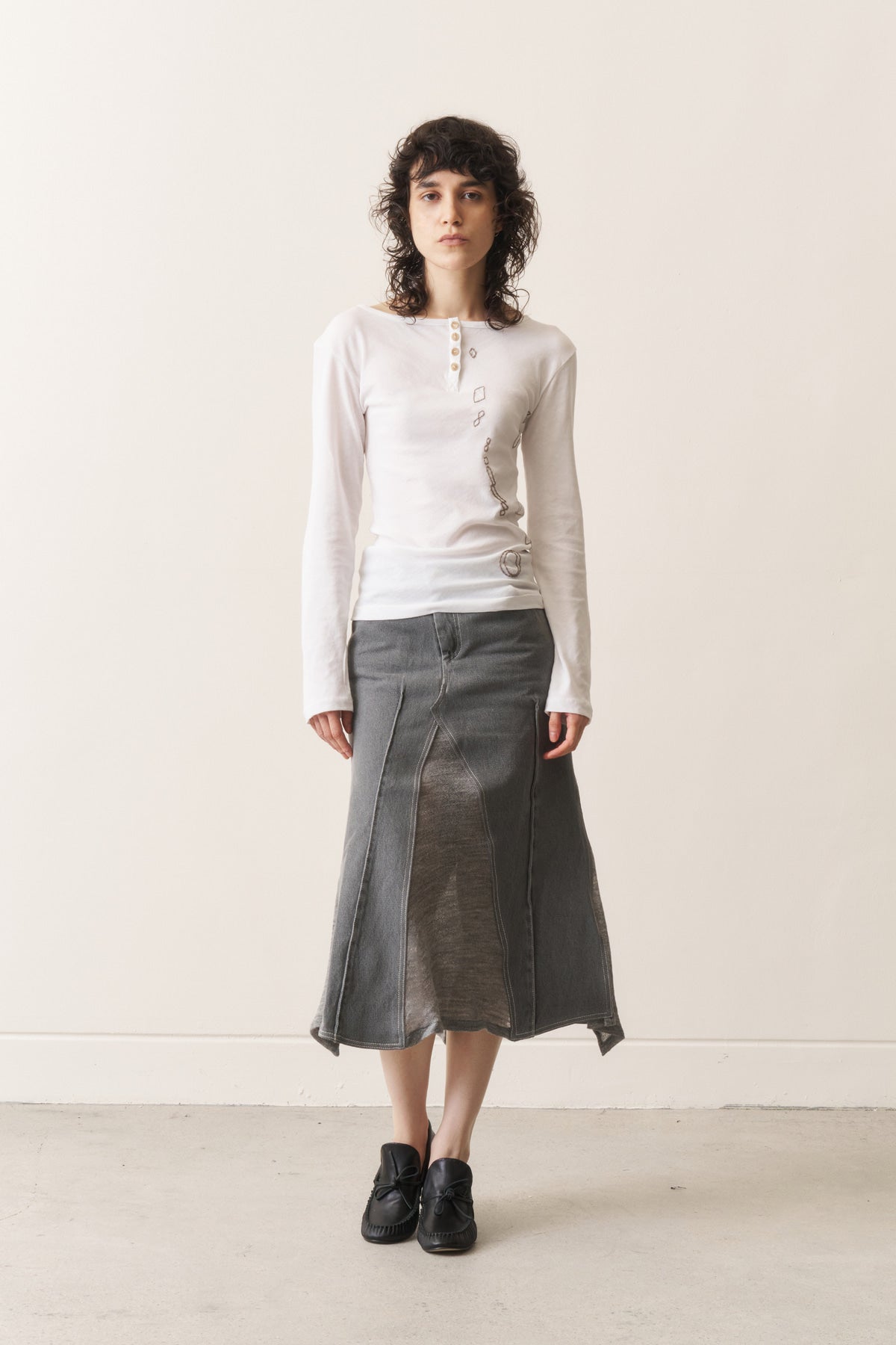 Layered Hybrid Skirt Ash
