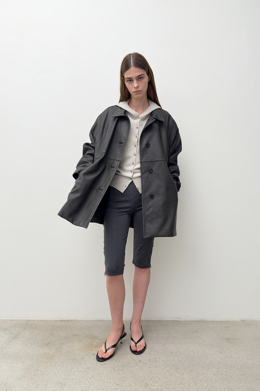 BUTTONED LEATHER JACKET