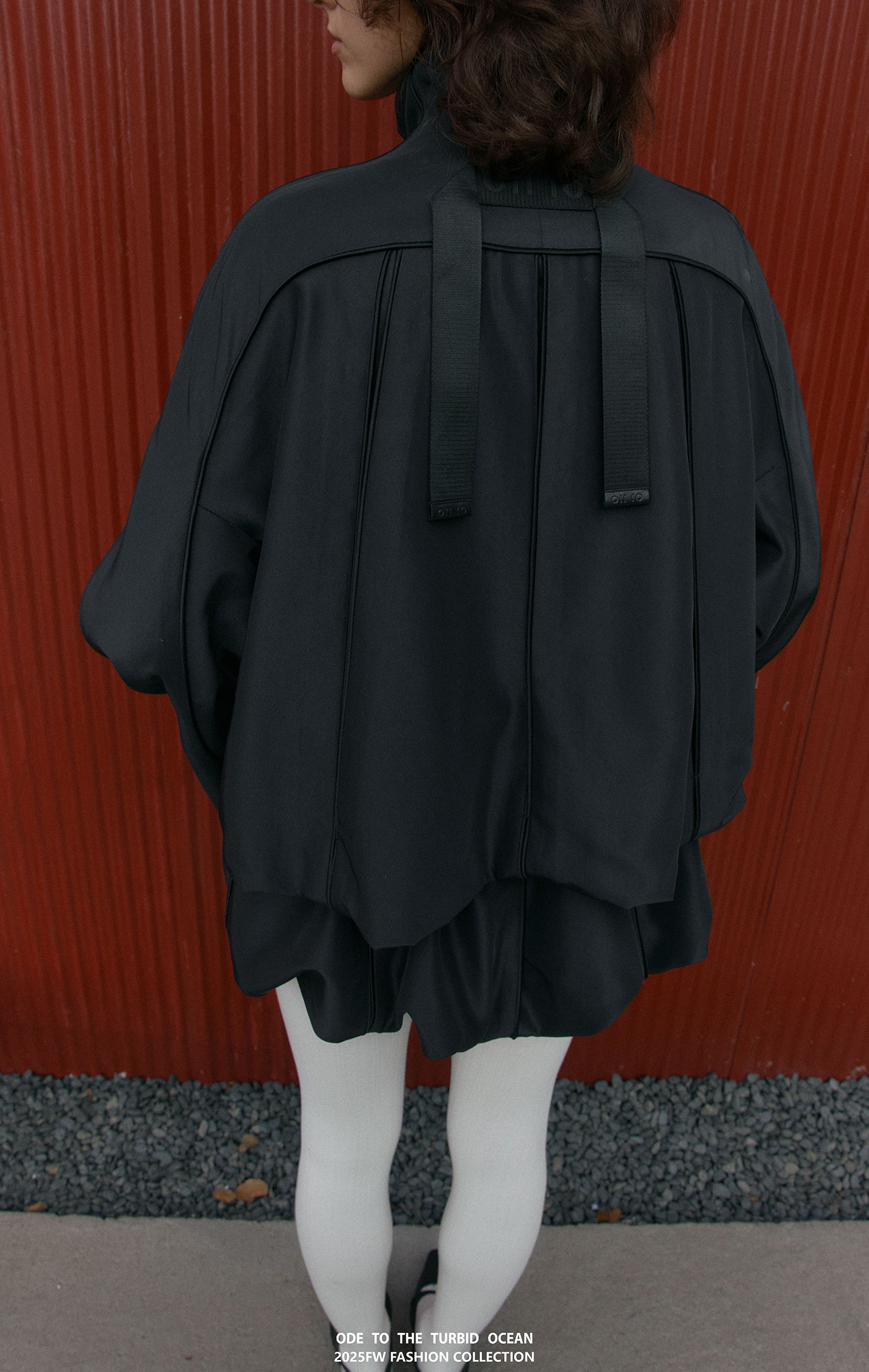 ODE TO THE TURBID OCEAN Structured Romantic Stand Collar Short Puff Jacket