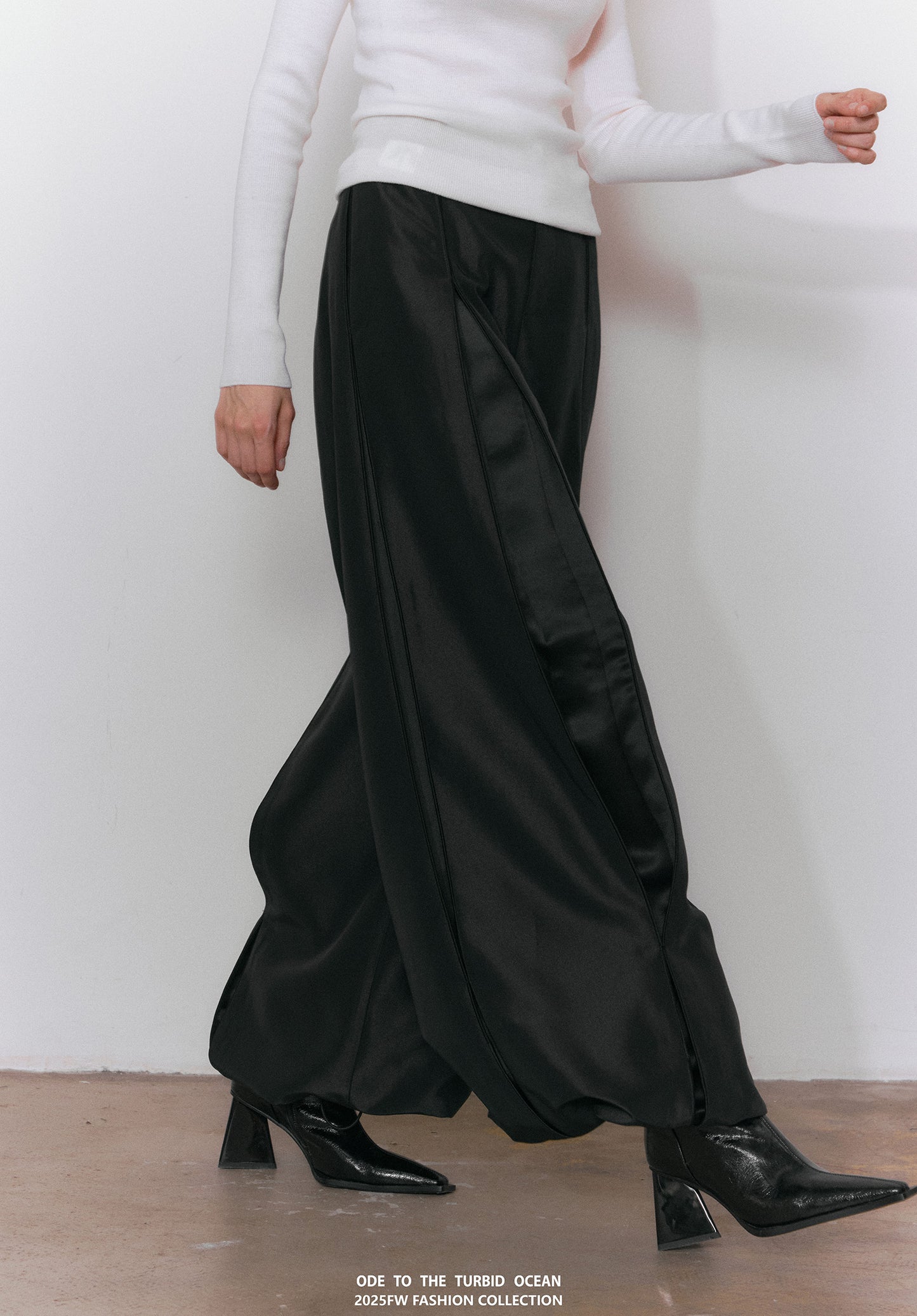 ODE TO THE TURBID OCEAN Cotton & Acetate Satin Pleated Spliced Wide-Leg Pants with Full Lining