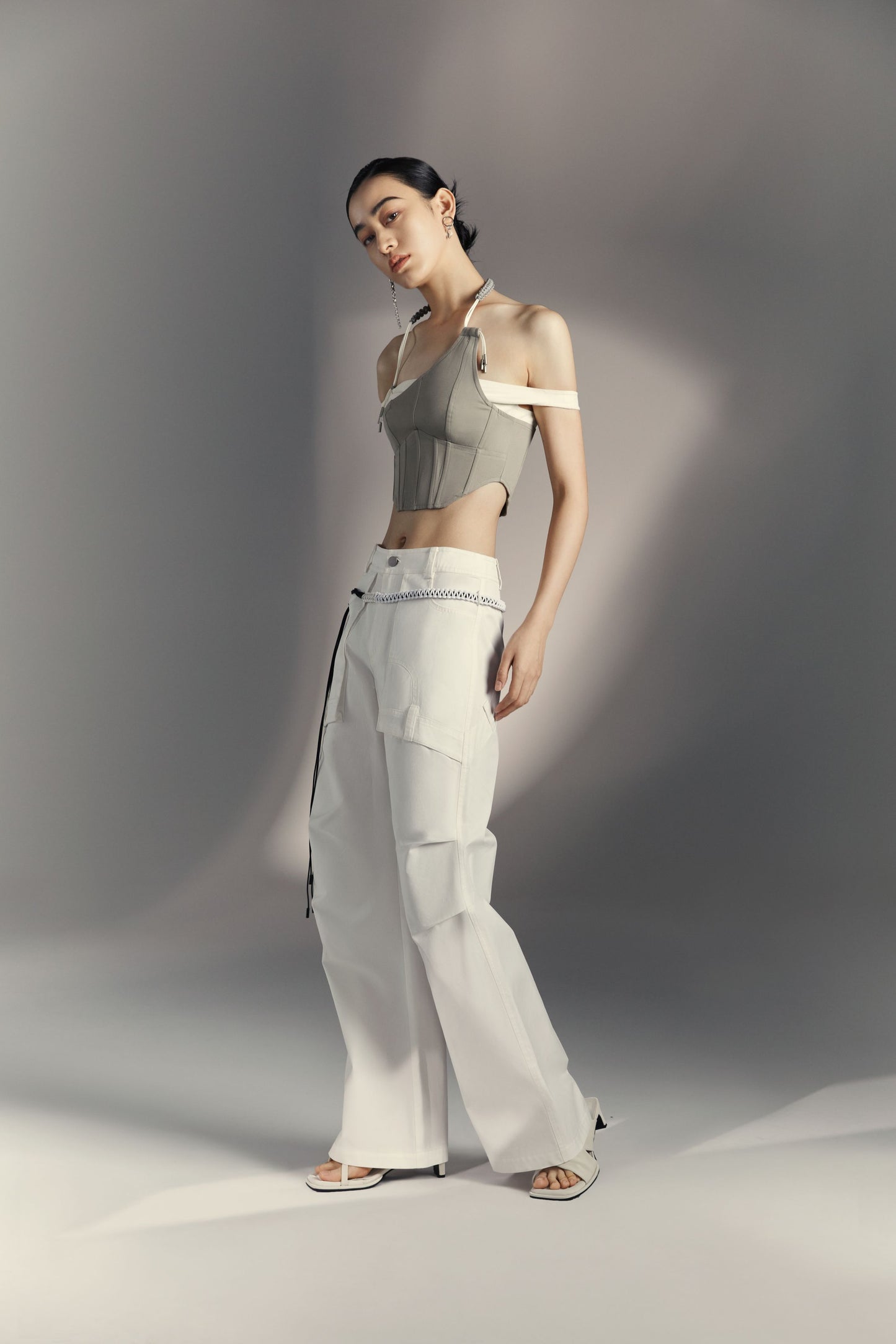 Wide Leg Pants With Reverse Waist And Three-dimensional Pockets