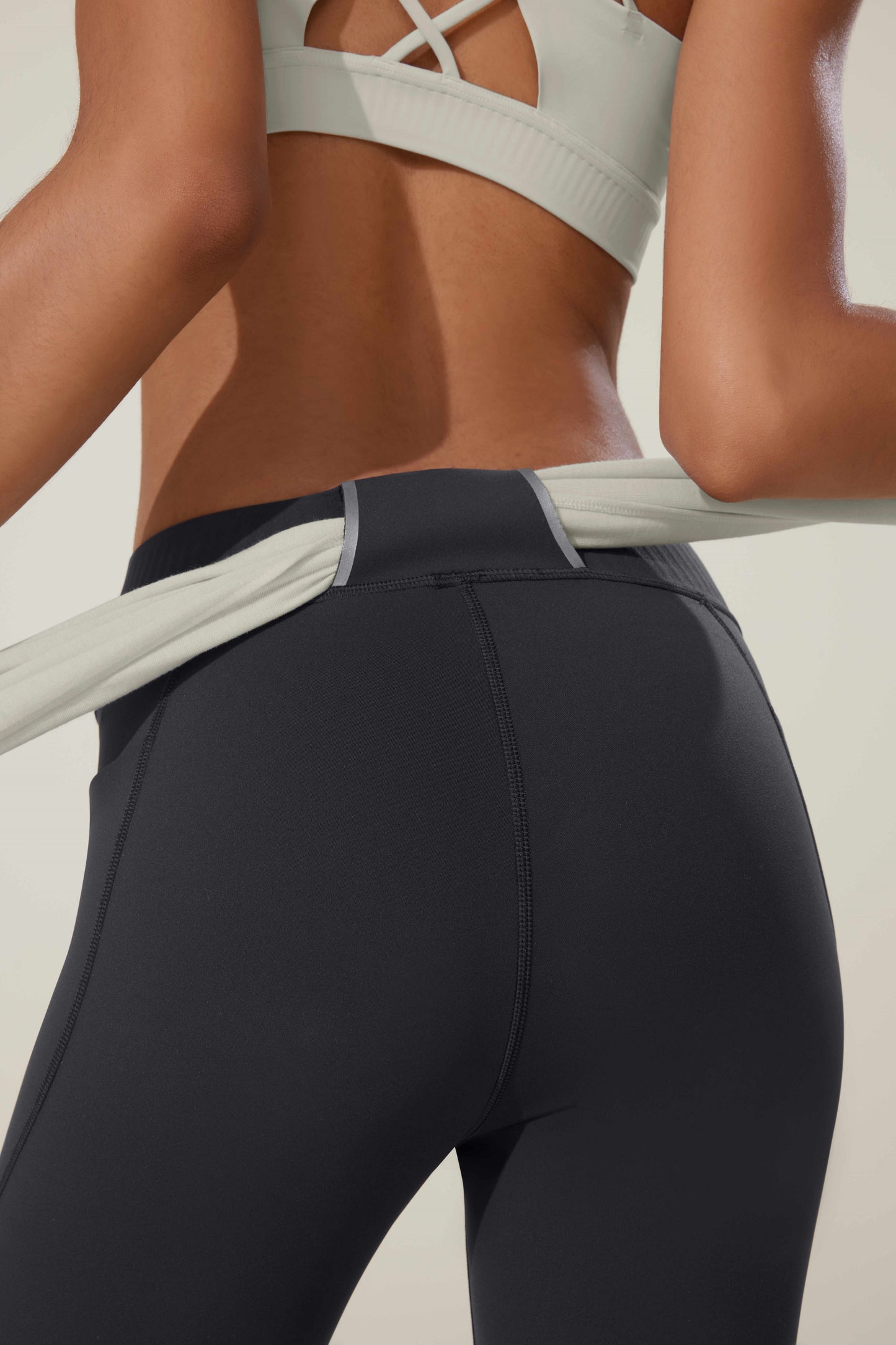 High-Waist Functional Pocket Cropped Leggings